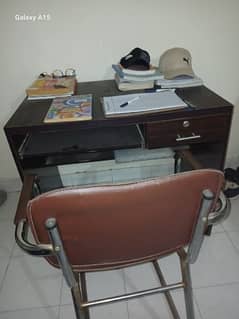 Study/Laptop table and chair