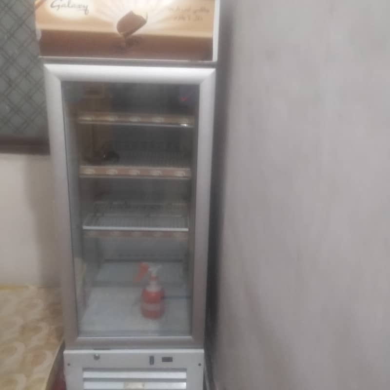 ice cream refrigerator 2