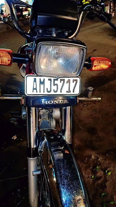 Honda CD 70 2022 model 03227903391 4