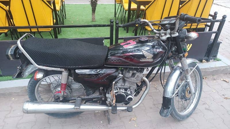 Honda 125 14 model lahore number 3