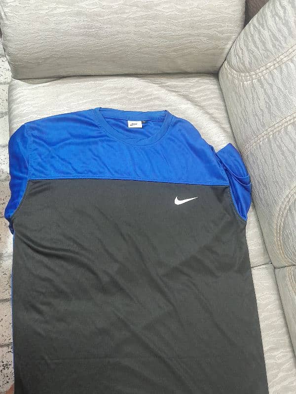 nike men tracksuit 0