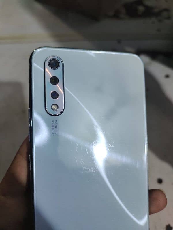 vivo s1 1