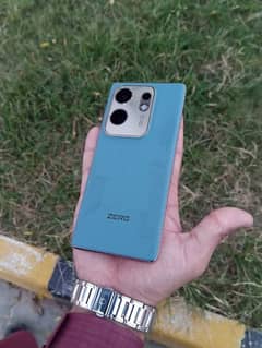 Infinix zero 30 4g