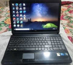 Fujitsu laptop I3 320gb hard 2 GB