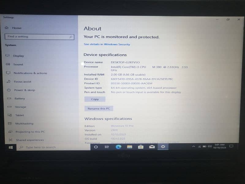 Fujitsu laptop I3 320gb hard 2 GB battery timing 60.70 minute hai 1