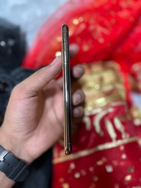 I phone xs max pta approved dual sim 3