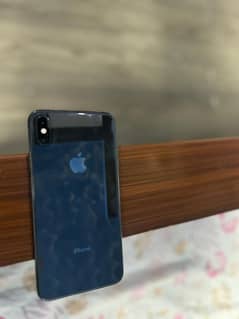 iPhone XS Max 0