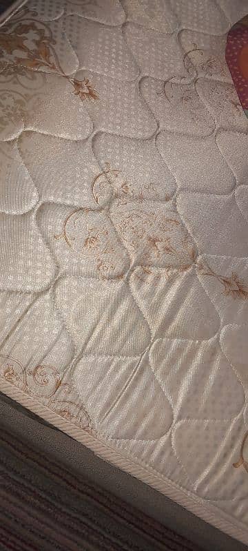 spring matress 6 month used 0