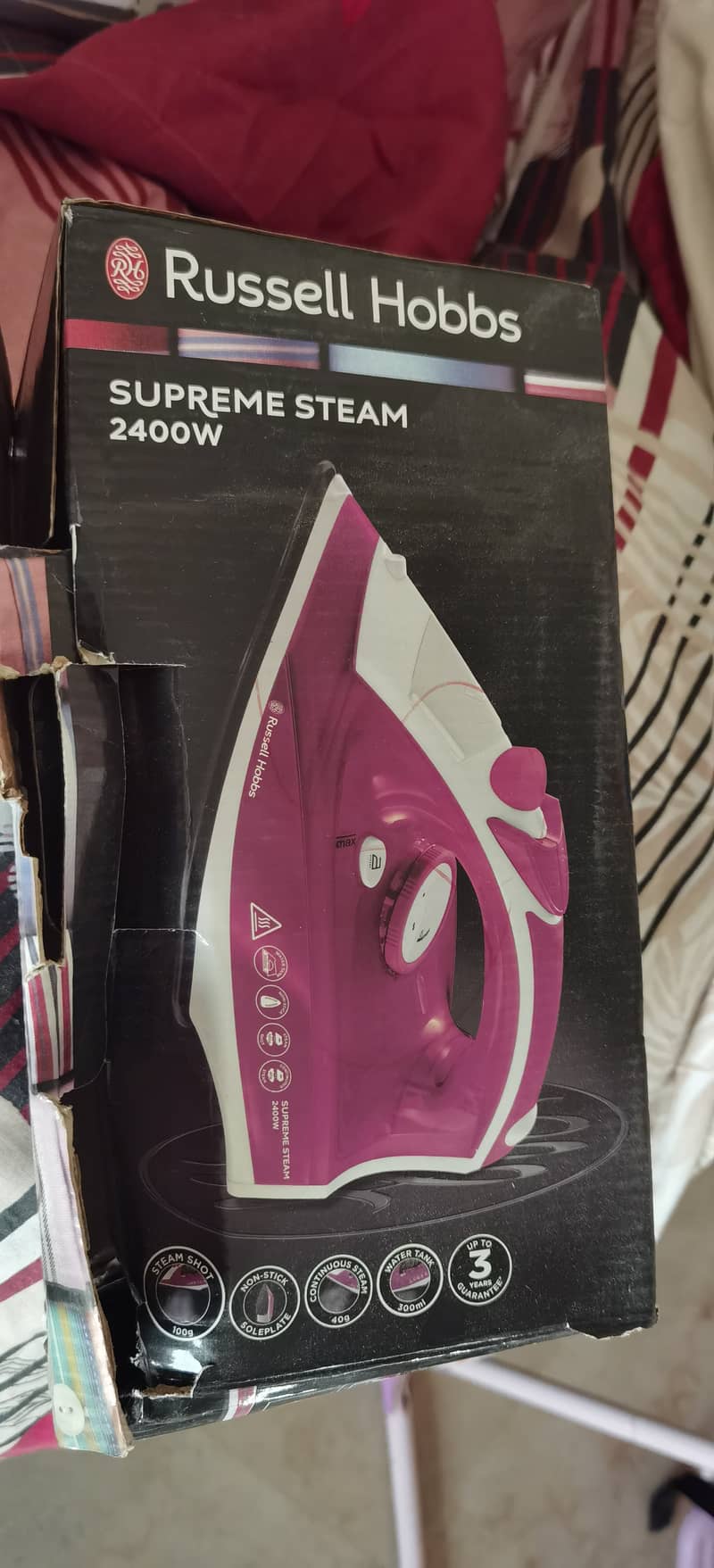 Russell Hobbs  Steam Iron 8