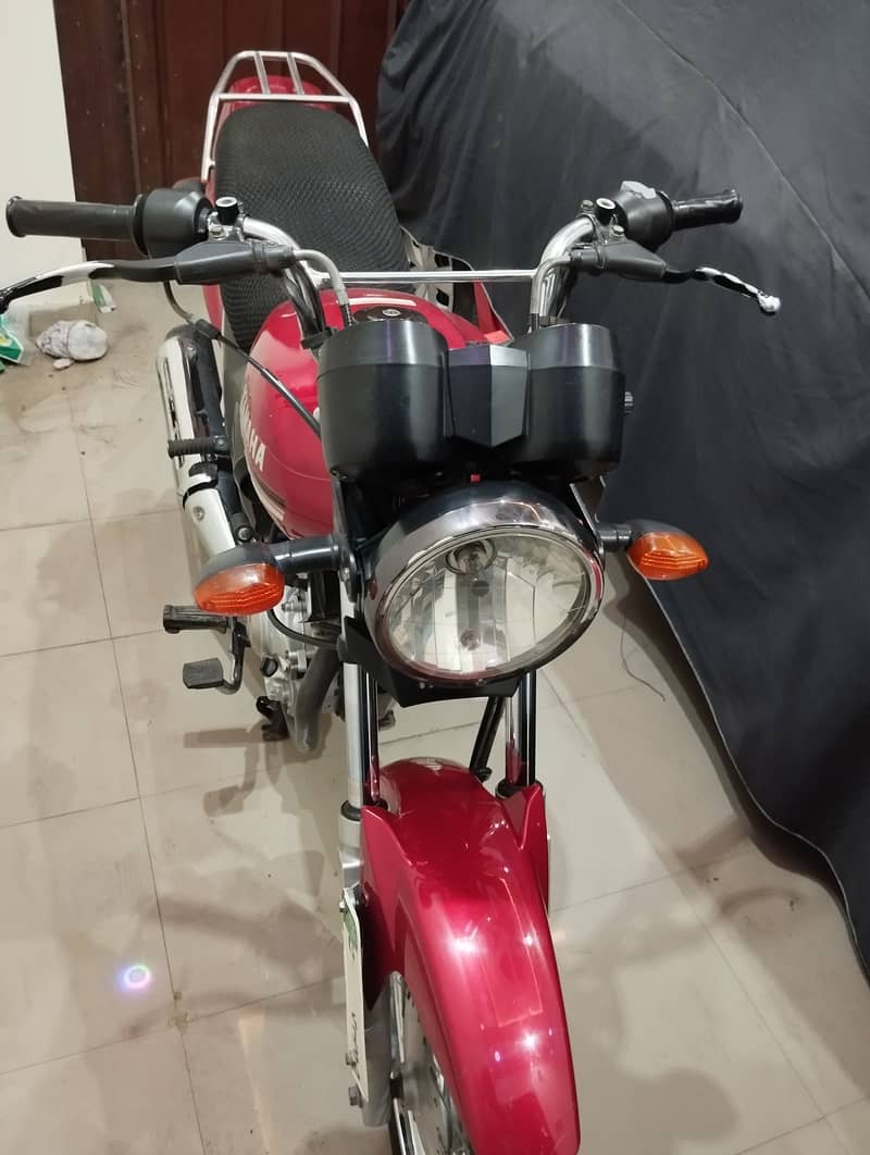 brand new bike ha koi Kam nai hony wala new tire ha just try and buy. . 4