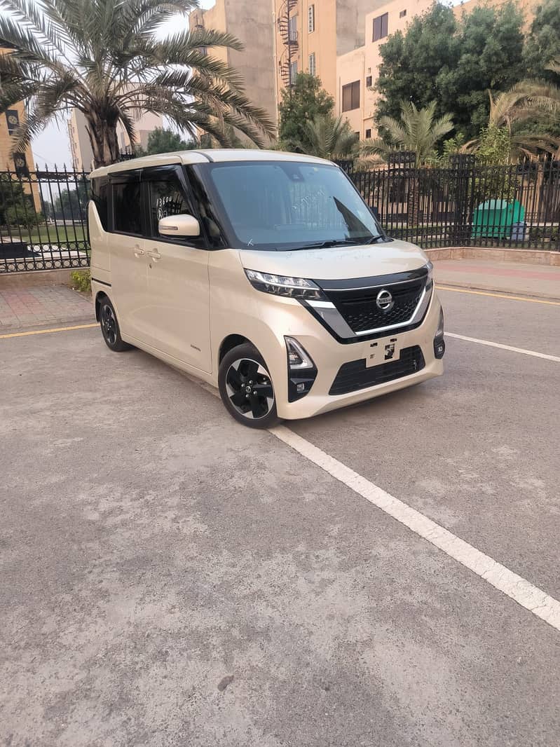 Nissan Roox 2022 S Hybrid 7