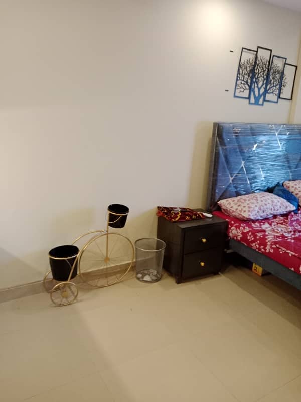 750 Sq Ft Studio Furnished Apartment Available For Rent 7