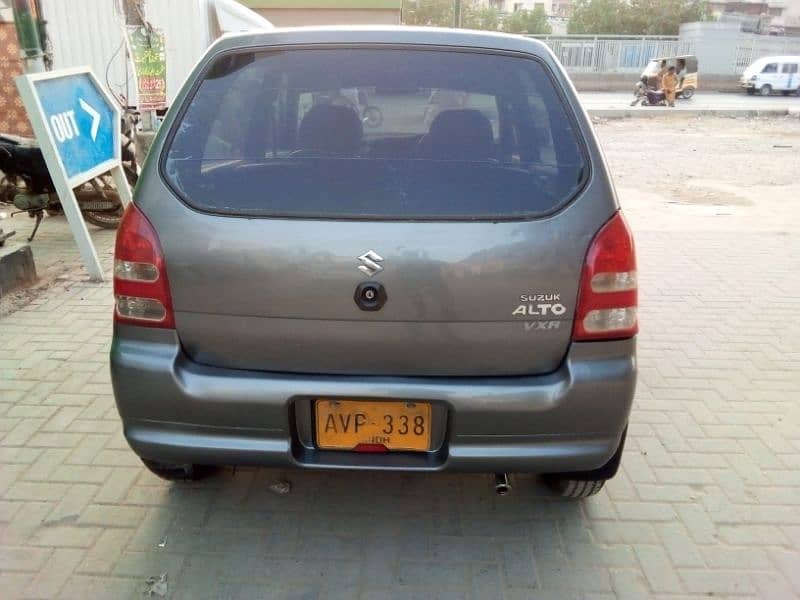 Suzuki Alto 2011 4