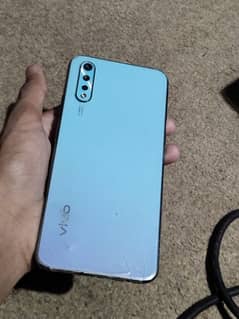 vivo S1