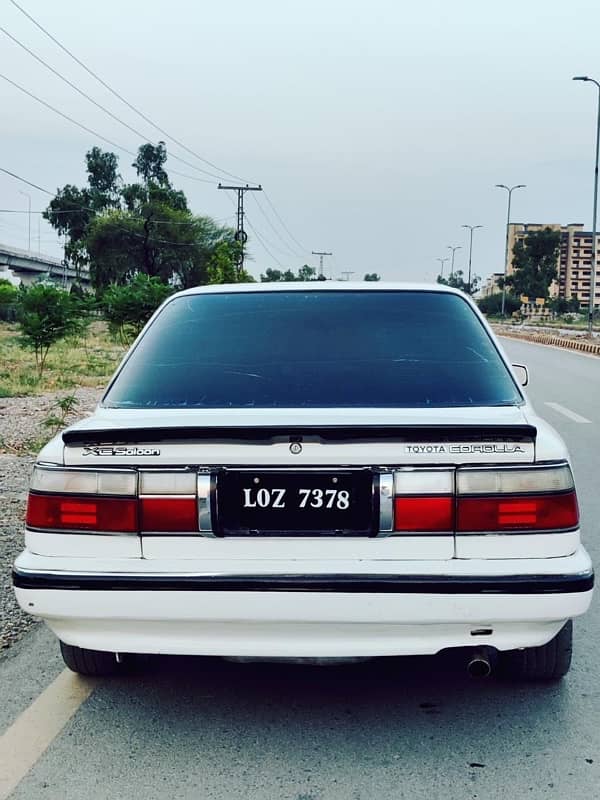 Toyota Corolla XE 1988 5