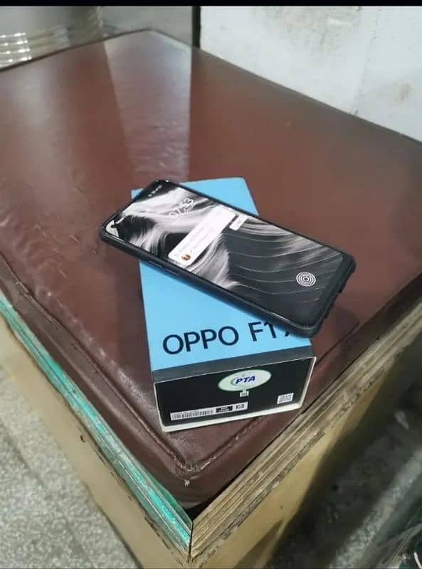 oppo F19 with box charger 3