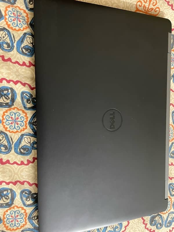 Dell latitude E5570 1