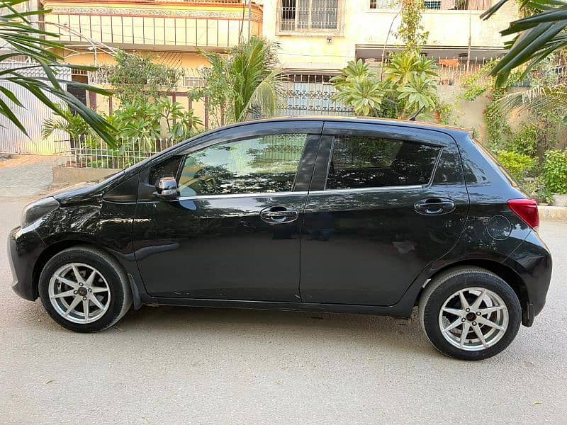 Toyota Vitz 2015 2