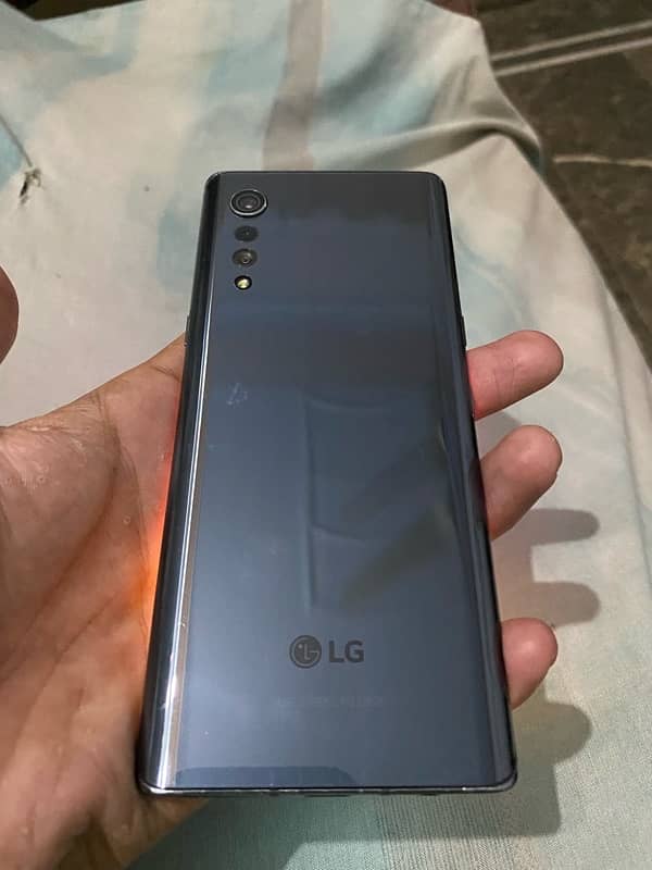 LG avelvet 5G 6