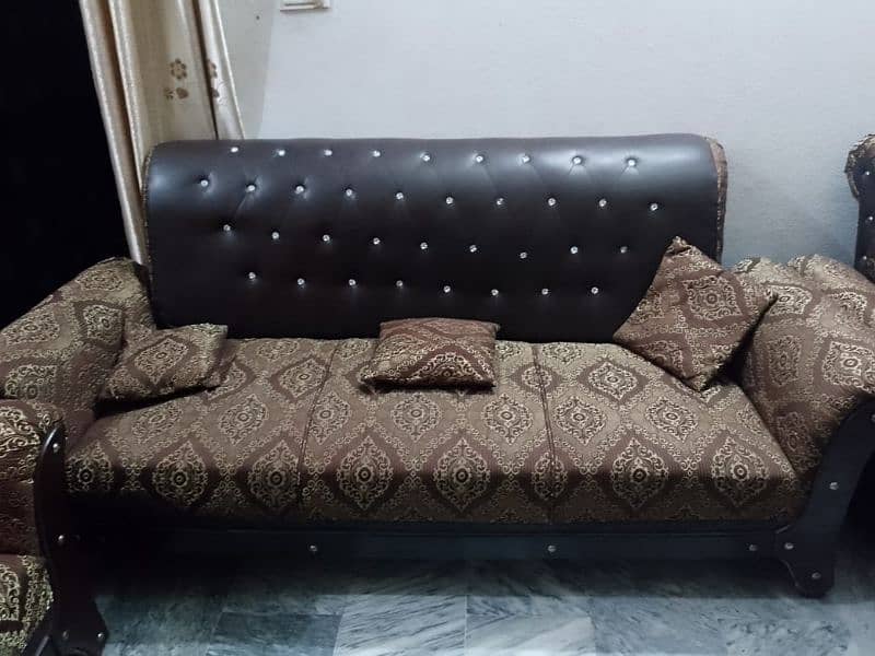 7 seater sofa set 0