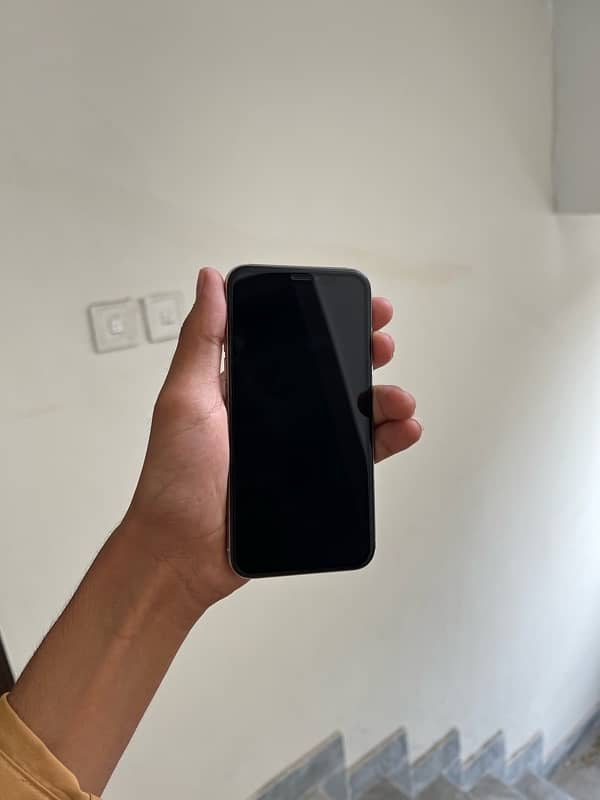 i phone X 256 Gb Jv 100 helth urgent sale 5