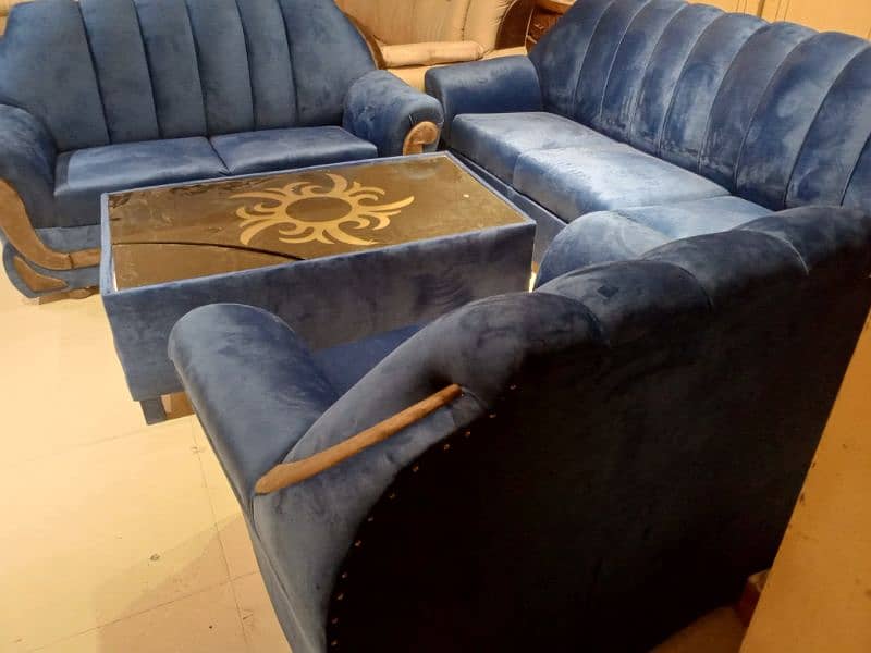 used beds with two side tables call 03124049200 4