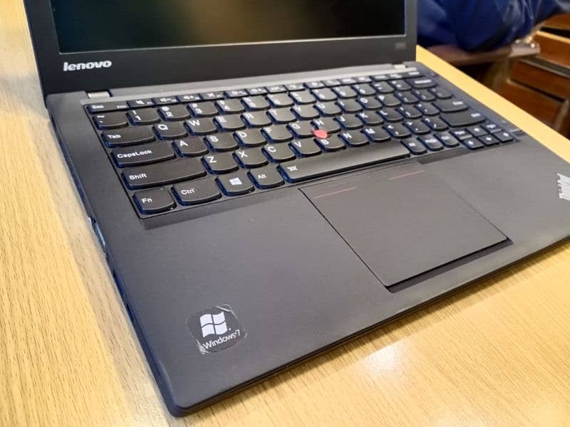 Lenovo x240 ( Ultr Slim ) Core i5 4th Gen 8GB Ram 500 GB Hard Drive 3