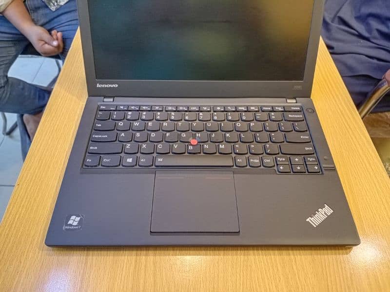 Lenovo x240 ( Ultr Slim ) Core i5 4th Gen 8GB Ram 500 GB Hard Drive 9