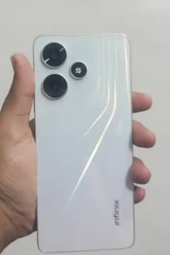 Infinix Hot 30, 8+8 ram, 128 rom, Condition 9/10