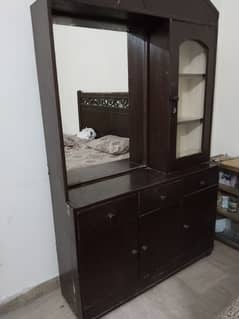 Dressing Table 0