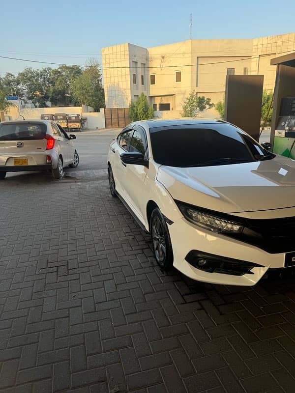 Honda Civic VTi Oriel Prosmatec 2019 11