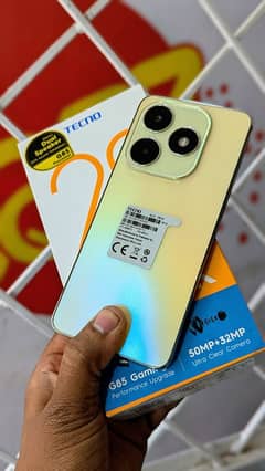 Tecno spark 20 8+8 16gb ram 256gb memory with boxx charjar