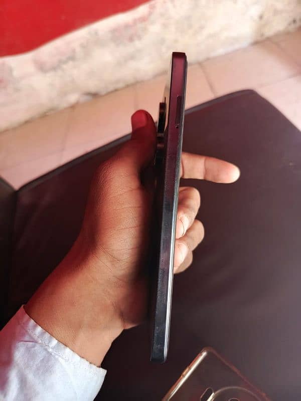 Tecno Camon 20 black color 3