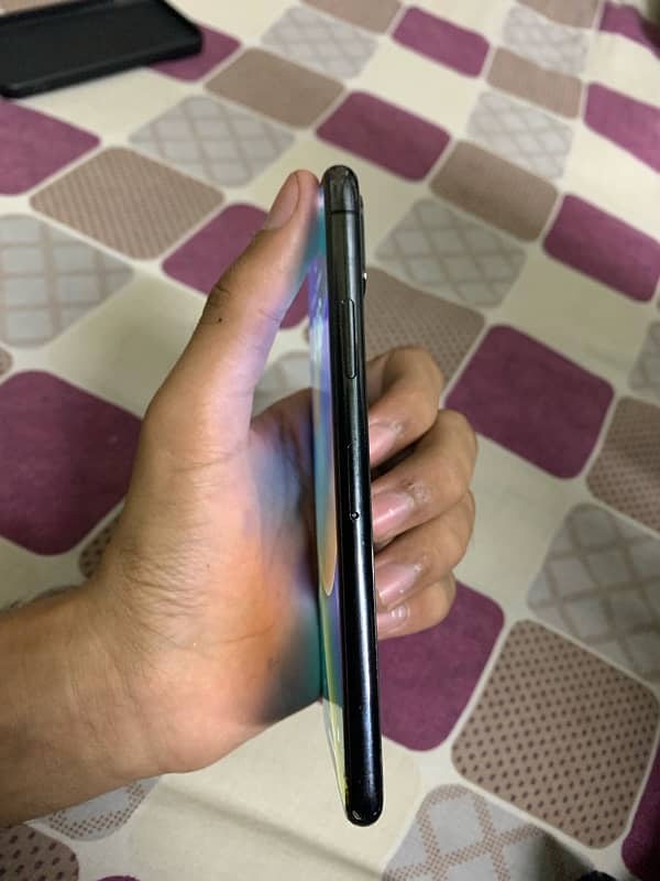 iphone X 64GB Factory unlock non pta but all sim working 3