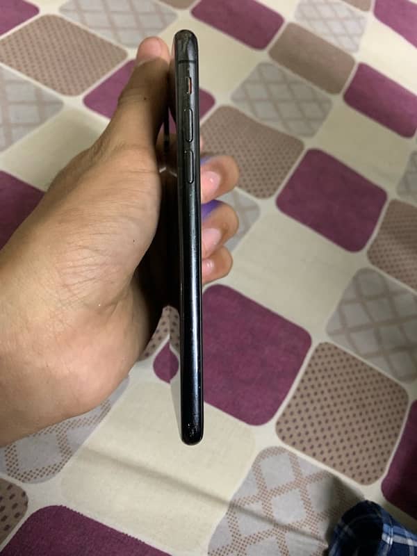 iphone X 64GB Factory unlock non pta but all sim working 5