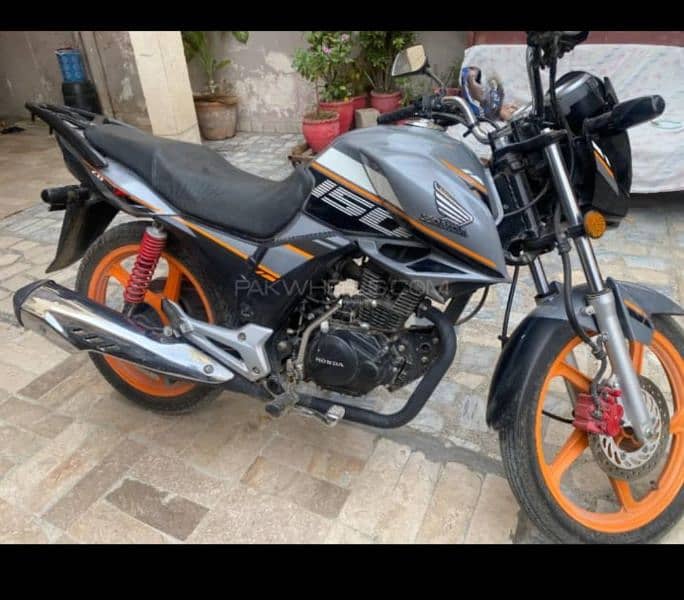 Honda cb150f 2022 7