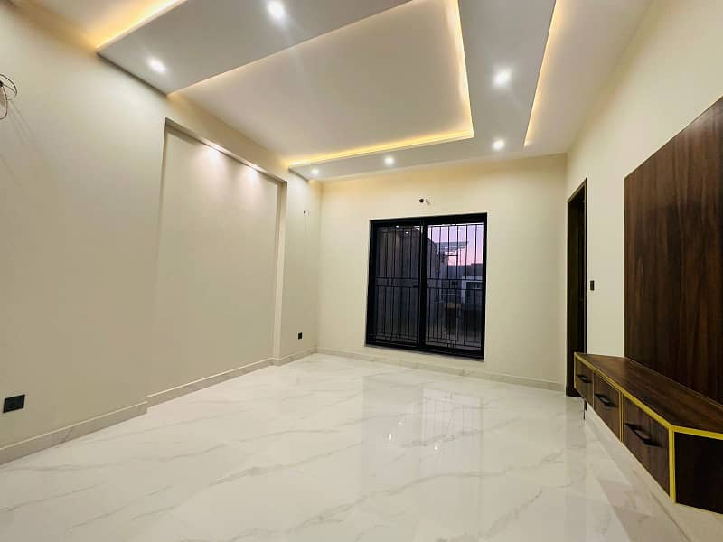 5 Marla Luxury Modern House Available For Sale In Paragon City Lahore 7