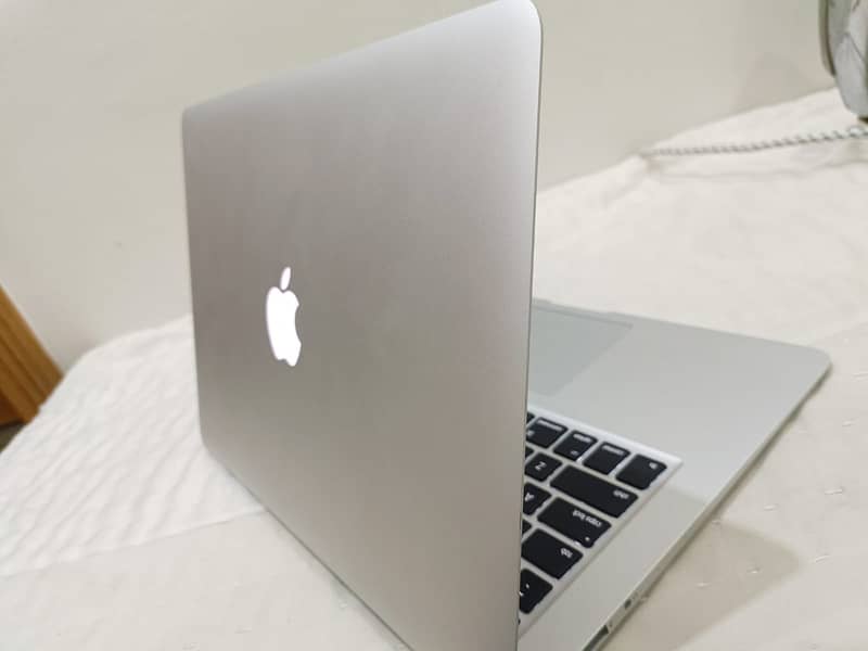 APPLE MACBOOK Air 2017 US Import 4