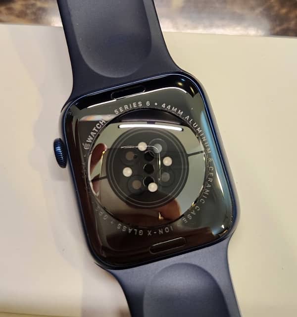 Apple Watch Series 6 - 44mm 10