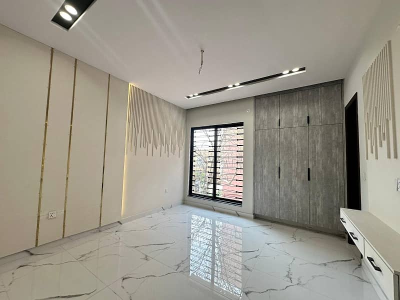 5 Marla Luxury Modern House Available For Sale In Paragon City Lahore 8