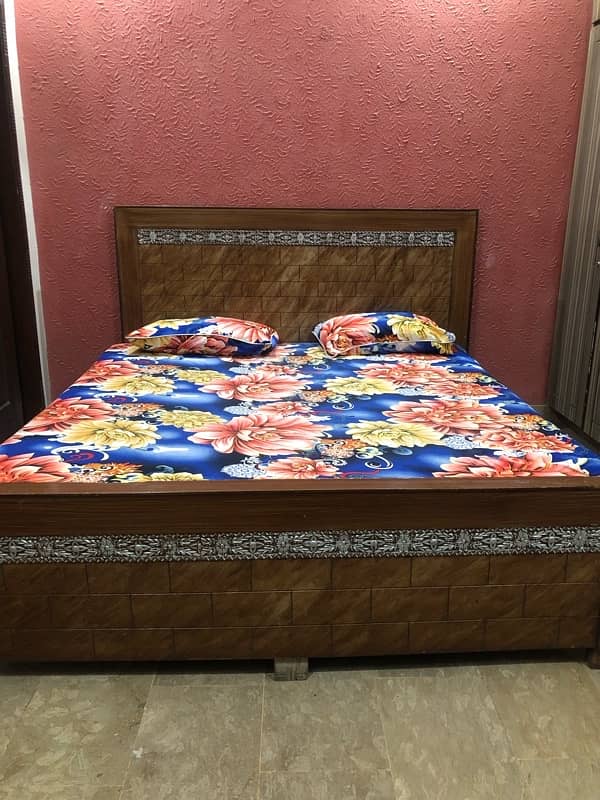 king size bed with side dressers 5