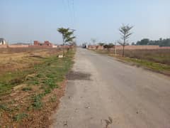 DHA PHASE 9PRISOM-E BLOCK 416 FOR SALE IN GOOD PRICE