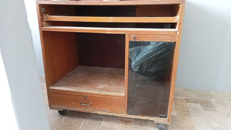 Computer Trolly For Sale 3