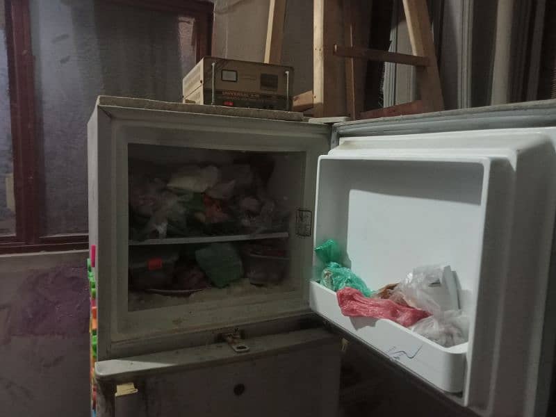 selling my refrigerator 5