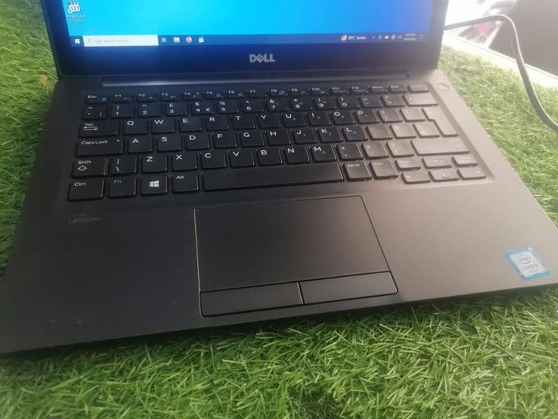 Dell 7280 i5 6th gen with touch screen + 1080p display 0