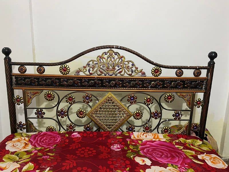 6.5x 6.5ft King size double bed iron with matress 0