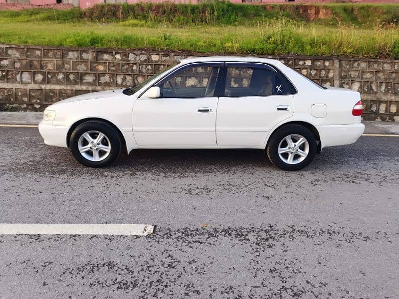 Toyota Corolla XE 1999 4