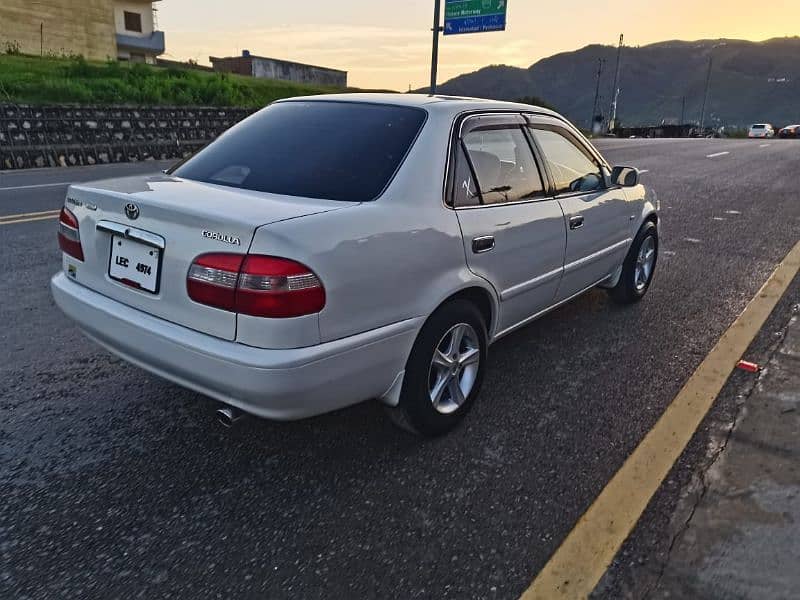 Toyota Corolla XE 1999 8