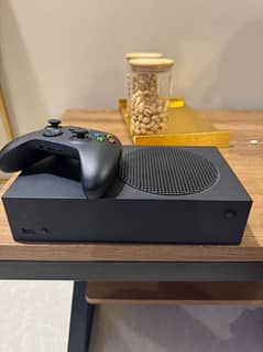 Xbox Series S 1tb black edition (KSA)version saudia just like new