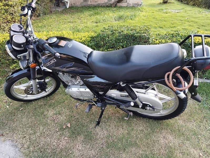 suzuki GS 150 2